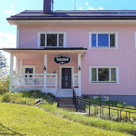 Wanha Neuvola Guesthouse 皮耶克赛迈基 外观 照片