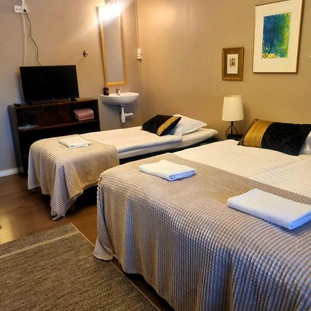 Wanha Neuvola Guesthouse 皮耶克赛迈基 外观 照片