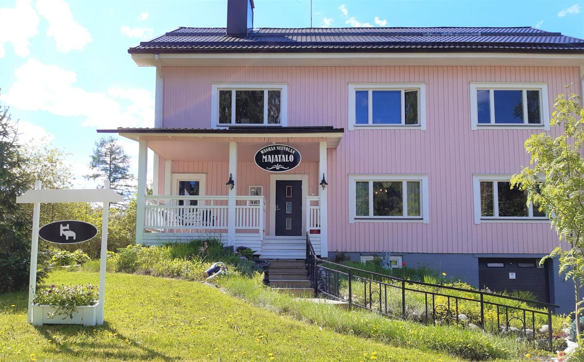 Wanha Neuvola Guesthouse 皮耶克赛迈基 外观 照片
